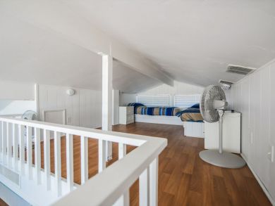 Three Bedroom Condo Sleeps 6 Full Gulf Views Communal Pool